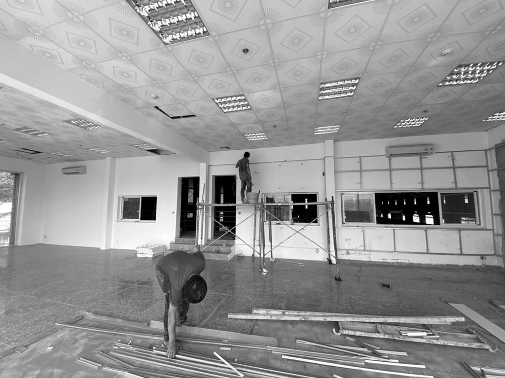 Thi công vách ốp-lam sóng-vật liệu tấm